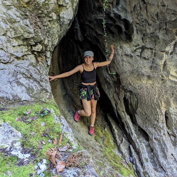 Meet your Posher, Tiff - Picture 1 of 1